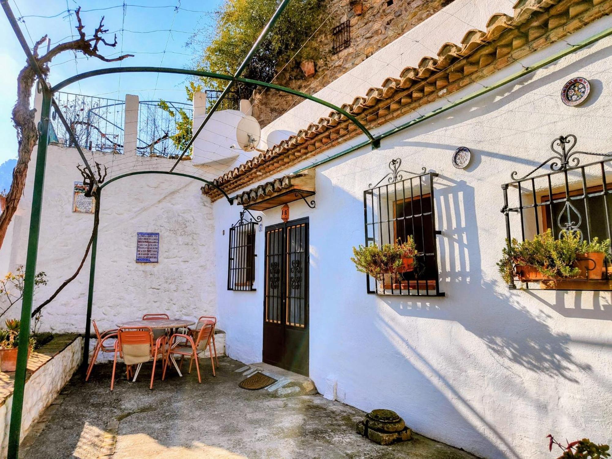 Cuevas El Abanico - Vtar Vivienda Turistica De Alojamiento Rural Гранада Екстериор снимка